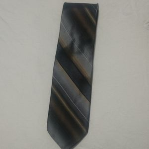 Paul Dione Tie